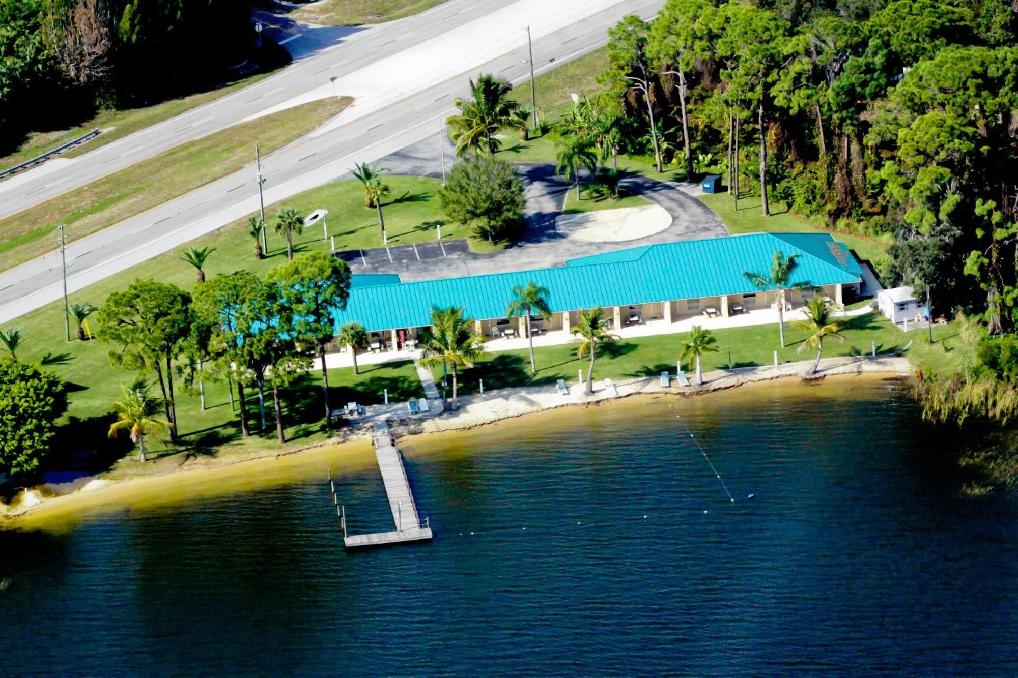 Lake Grassy Inn & Suites Lake Placid Exteriör bild